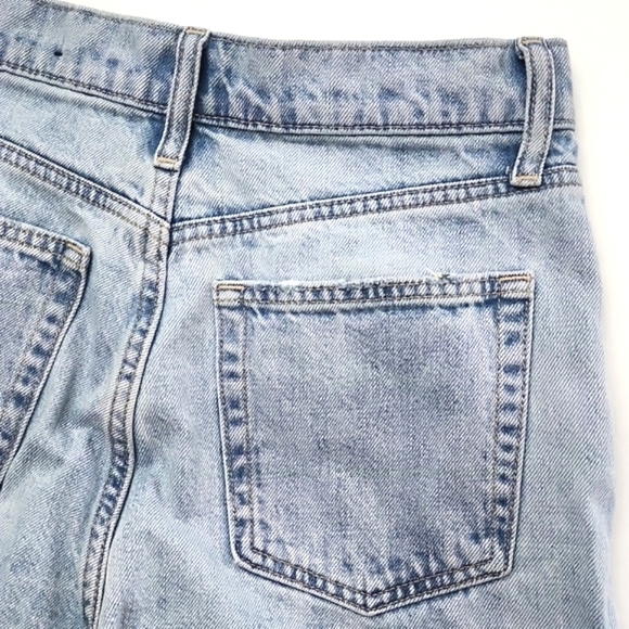 GAP Women's 1969 Mom Jeans Faded Blue Denim  Size 2 / 26 - Picture 7 of 15